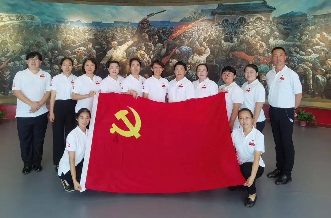 逃离小怪世界